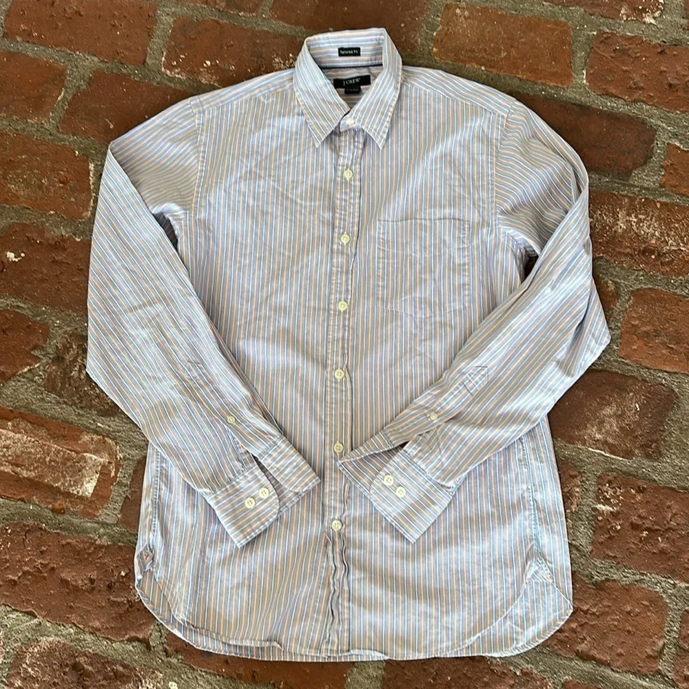 J. Crew Tailored Fit Men’s small 14-14.5 button down striped blue orange shirt